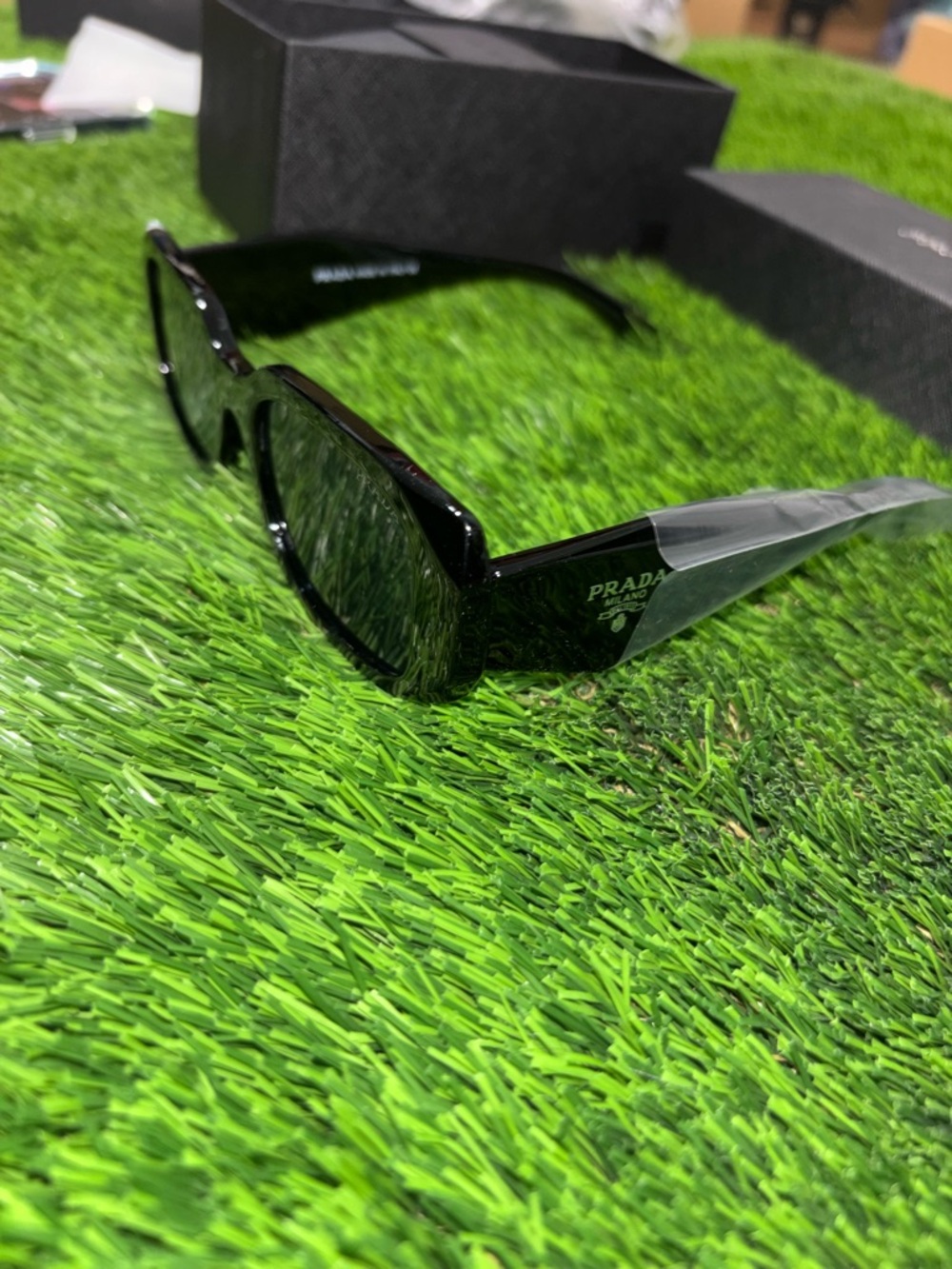 Prada Black Rectangular Sunglasses with Logo - Picture 3 of 14
